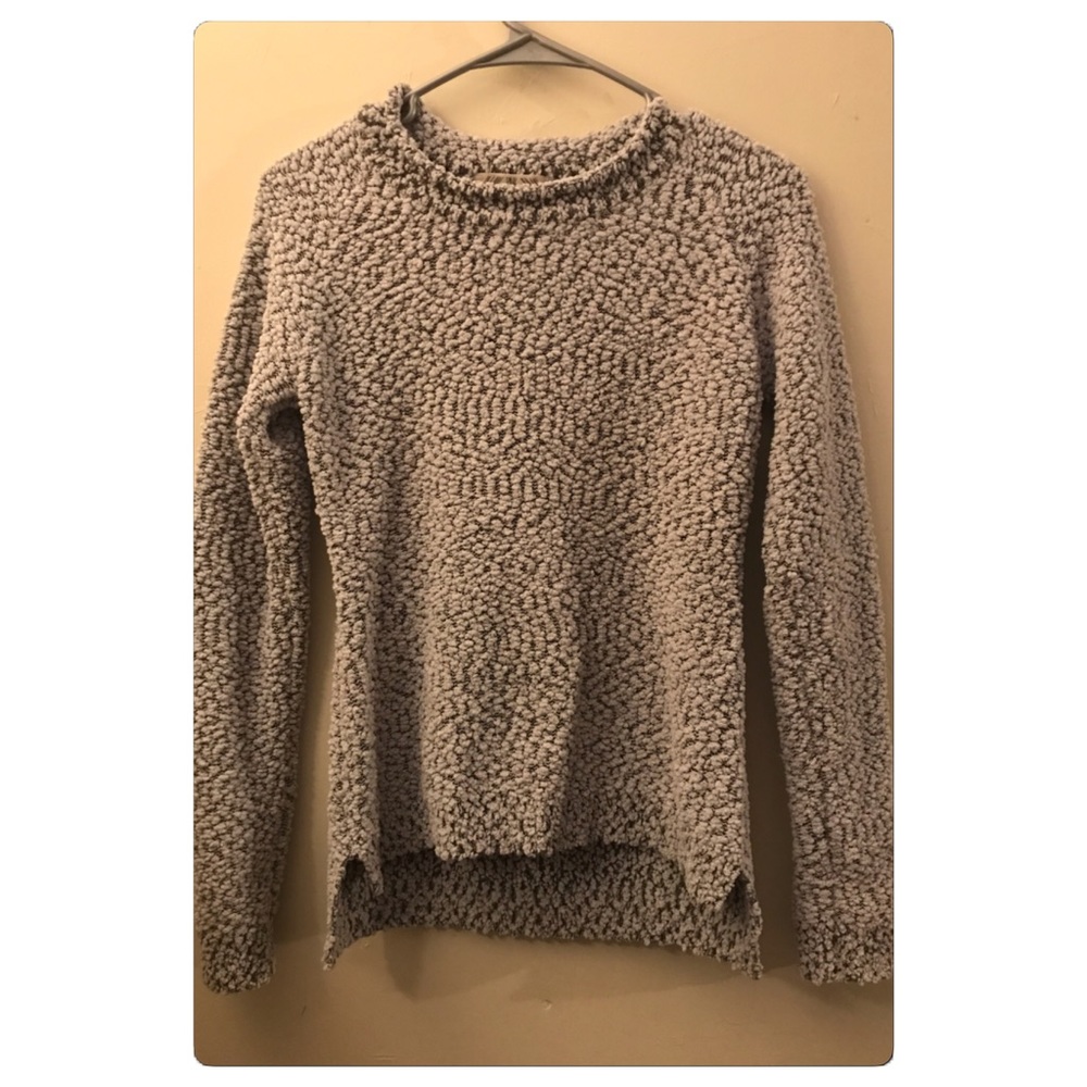 Fuzzy Greta sweater